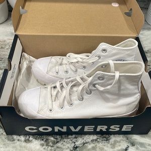 Lugged platform converse